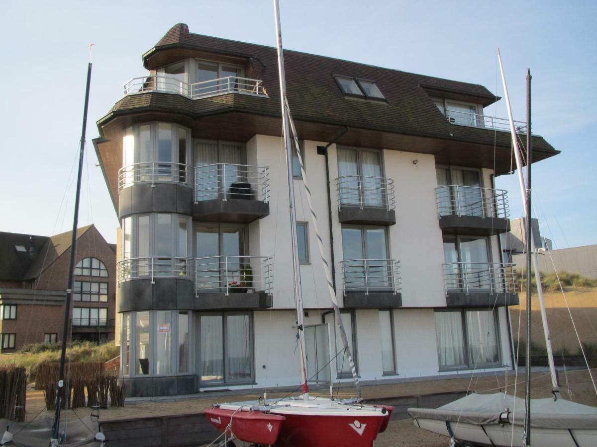 Malibu Beach Koksijde Exterior photo